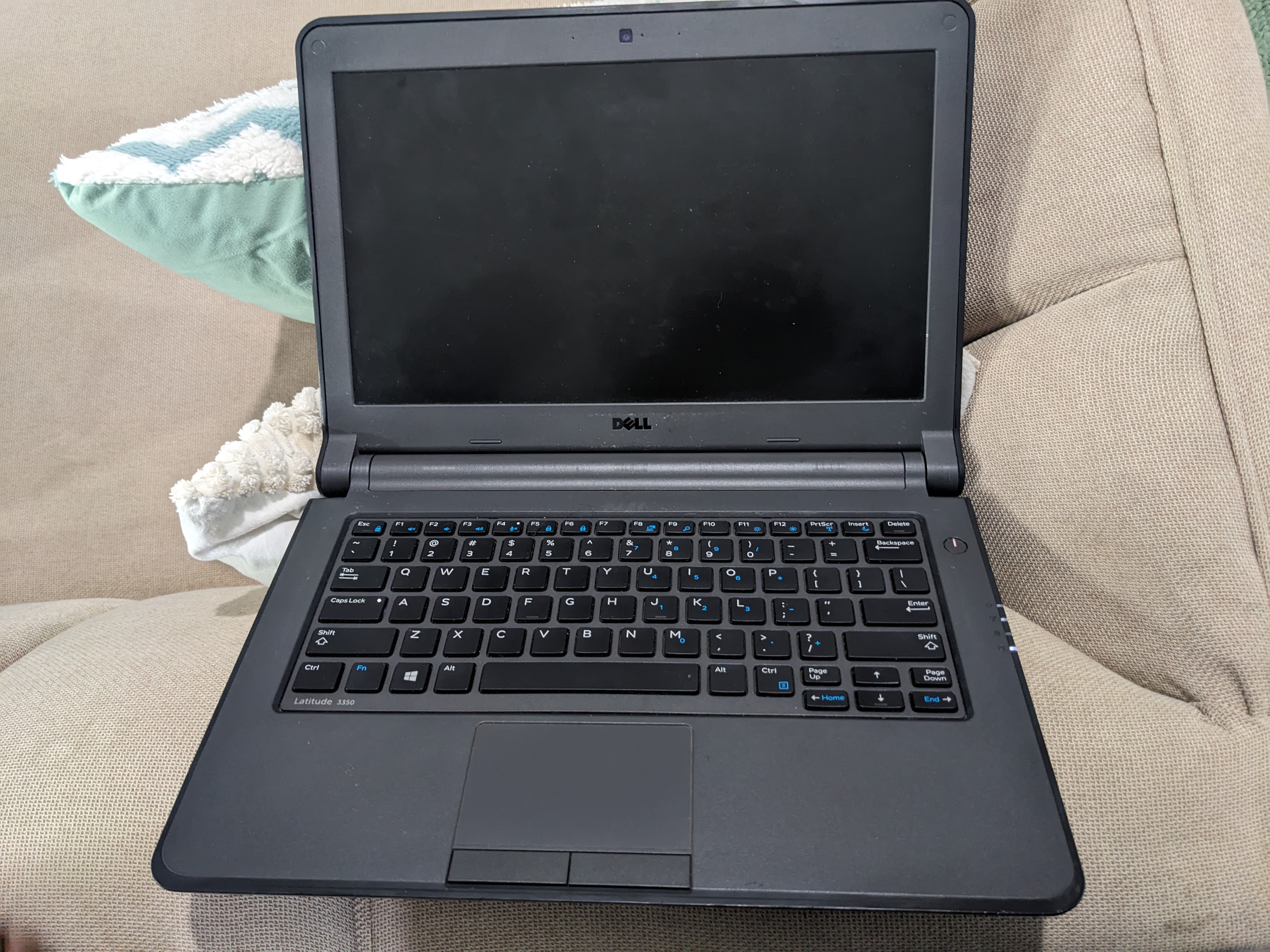 Dell Latitude 3350 Laptop